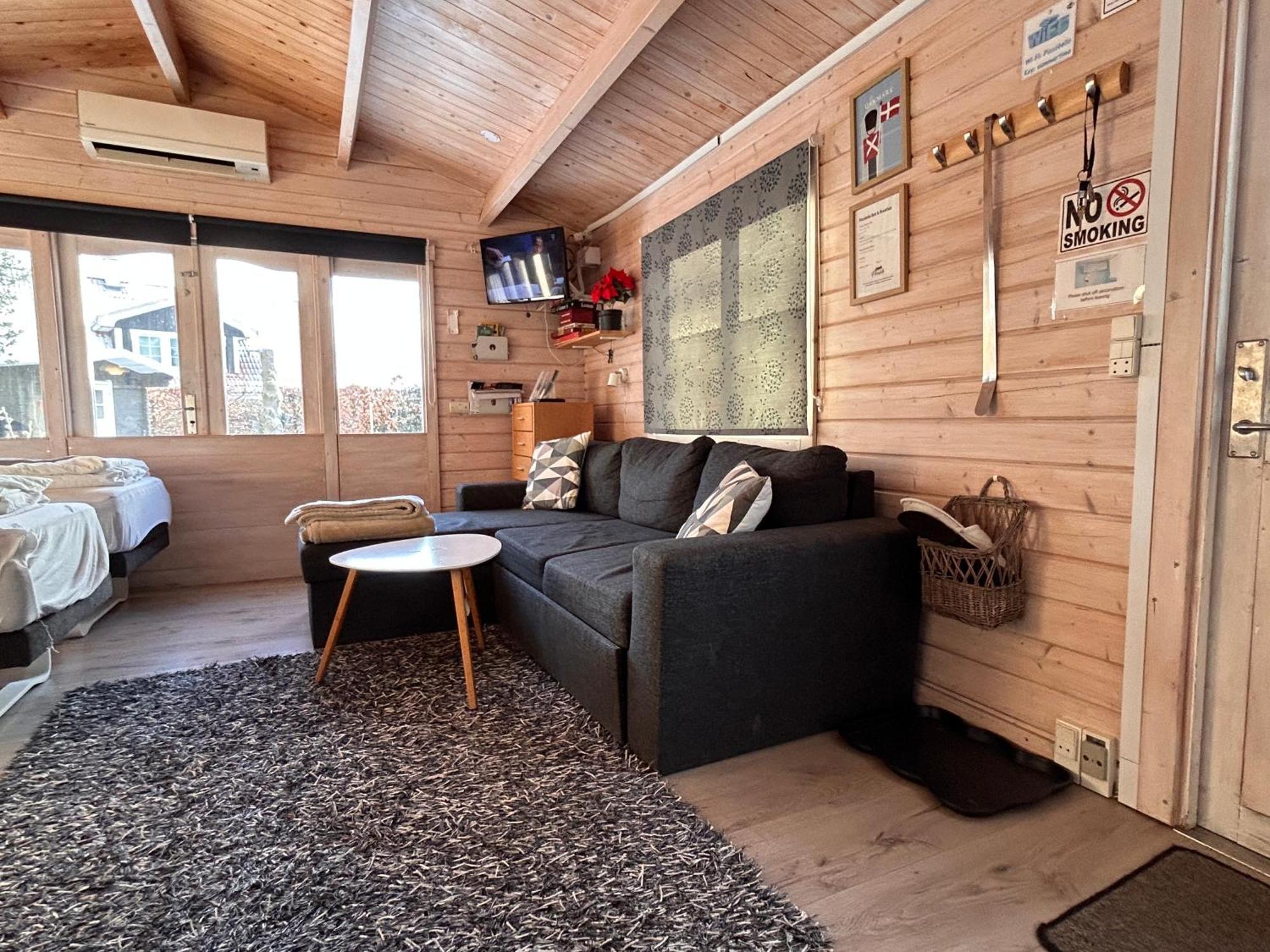 Piccobello Bed & Breakfast Valloby Koge Exteriör bild