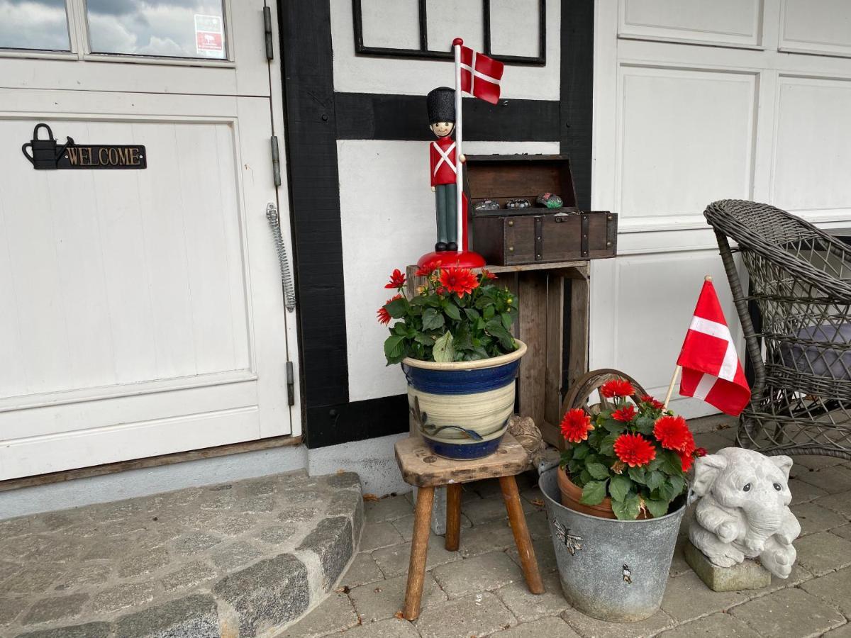 Piccobello Bed & Breakfast Valloby Koge Exteriör bild